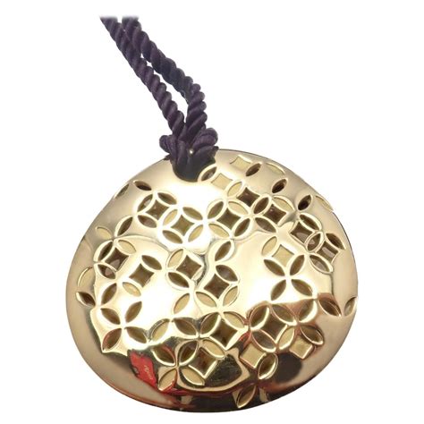 collier louis vuitton trefle